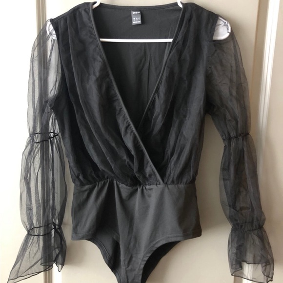 Statement sleeves black bodysuit size Small - Picture 2 of 3